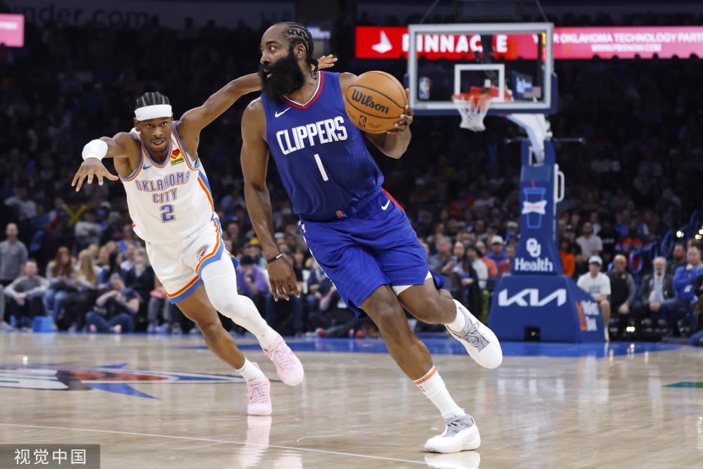 凭借球队坚 凭借球队坚